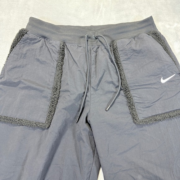 Nike Sportswear Womens Sherpa Trim Nylon Utility Pants Black XL DQ6809-010 - Picture 3 of 11
